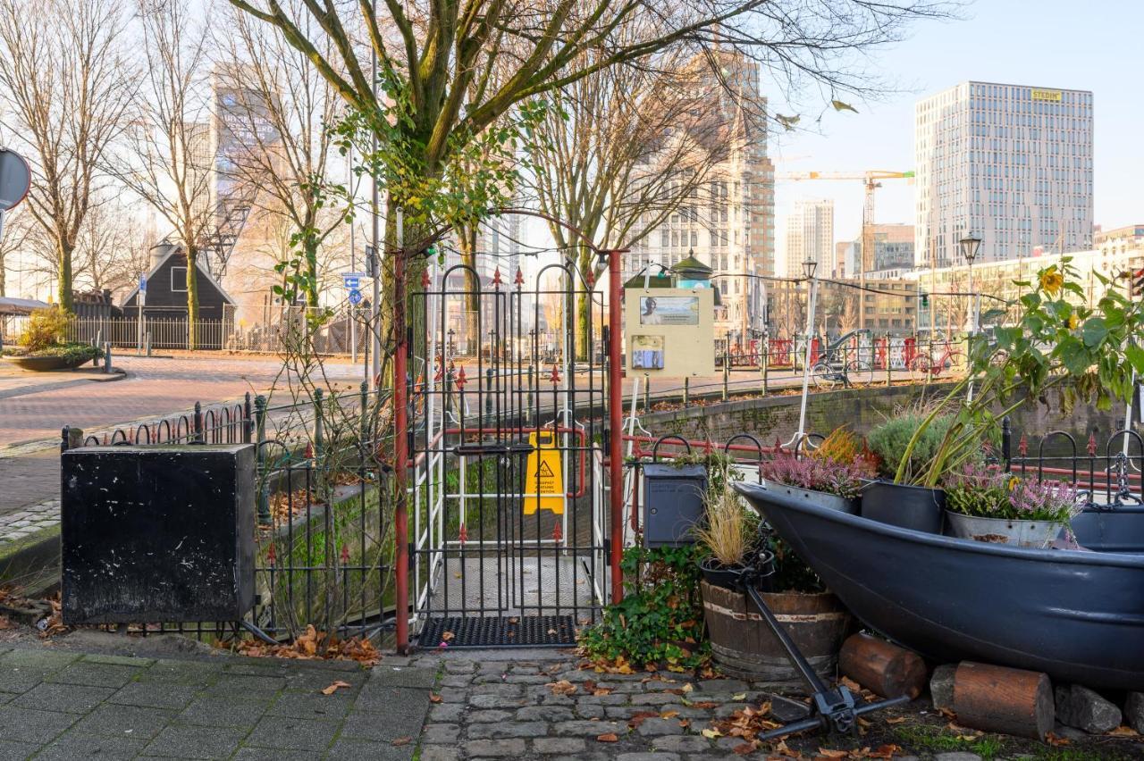 Boatapartment Animathor On Top Location Rotterdam Luaran gambar